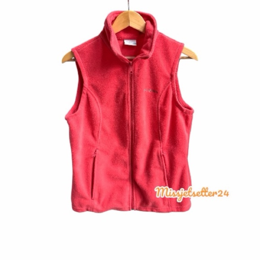 Columbia Woman’s Vest Size Medium EUC Coral Salmon
